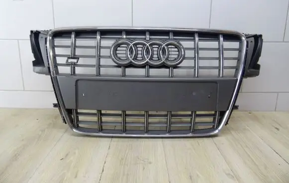 Audi A5 Front bumper upper radiator grill 8T0853651C