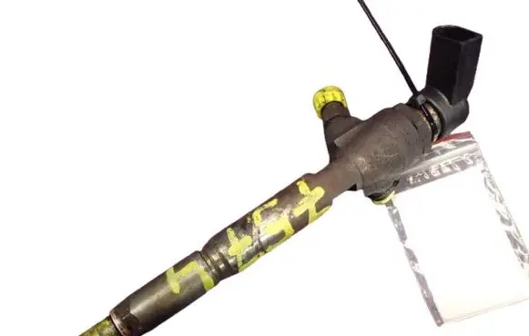 Renault Scenic III - Grand scenic III Fuel injector