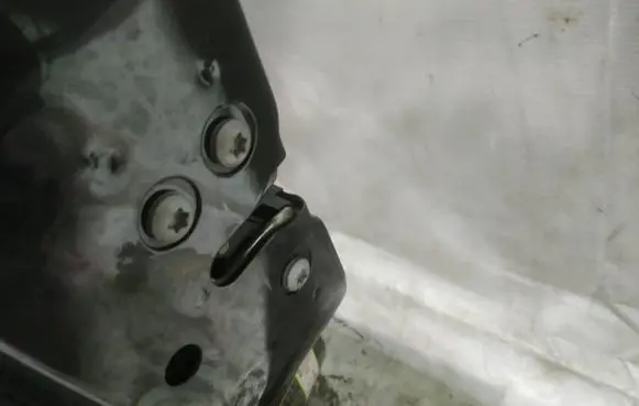 Alfa Romeo 159 Front door lock
