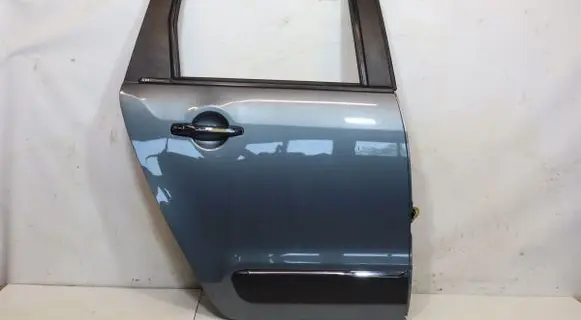 Rear door