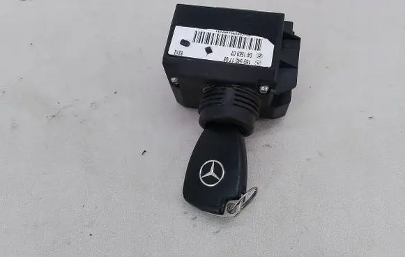Mercedes-Benz B W245 Ignition lock