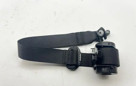 Jeep Grand Cherokee WL Rear seatbelt P6XH94TX7AA TSY193111490 6504198