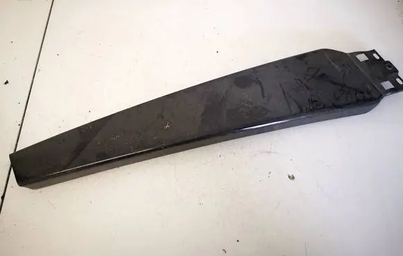 Audi A4 S4 B6 8E 8H Front door glass trim molding 8E0853289D