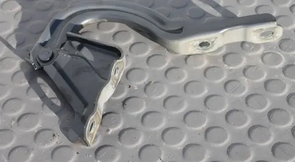 Hyundai i30 Engine bonnet/hood hinges 79120-G3000-I30 79120-G3000 79120G3000