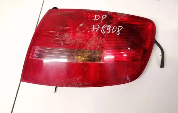 Audi A6 S6 C6 4F Rear/tail lights 89036920