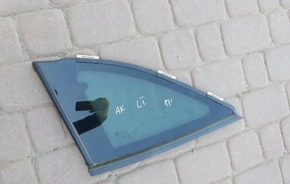 Opel Astra K Sliding door window/glass 