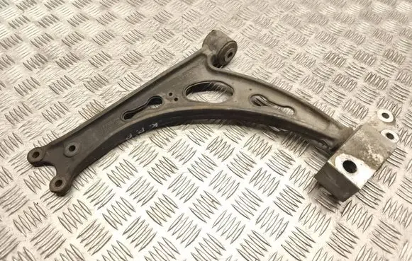 Audi A3 S3 8P Front lower control arm/wishbone 1K0407153G