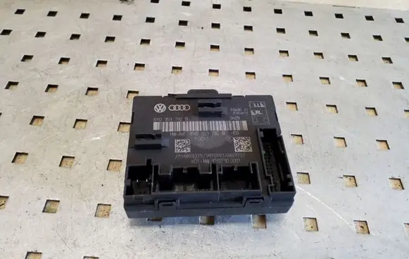 Skoda Superb B6 (3T) Door control unit/module 8X0959792B