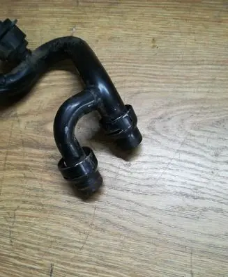 Audi A6 S6 C6 4F Engine coolant pipe/hose 059121065AH