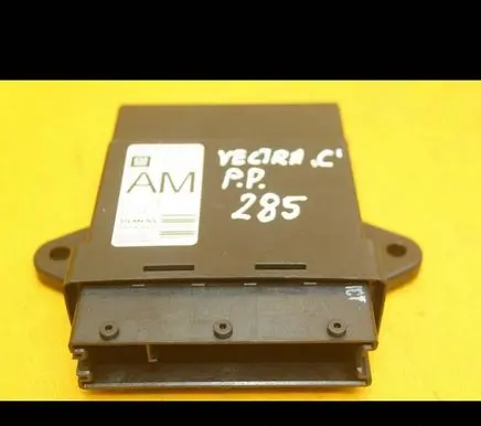 Opel Vectra C Door control unit/module 13111457