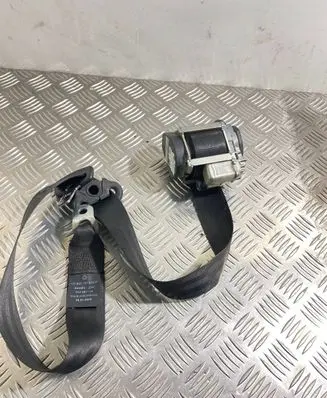 Skoda Octavia Mk2 (1Z) Front seatbelt 1Z0857702B