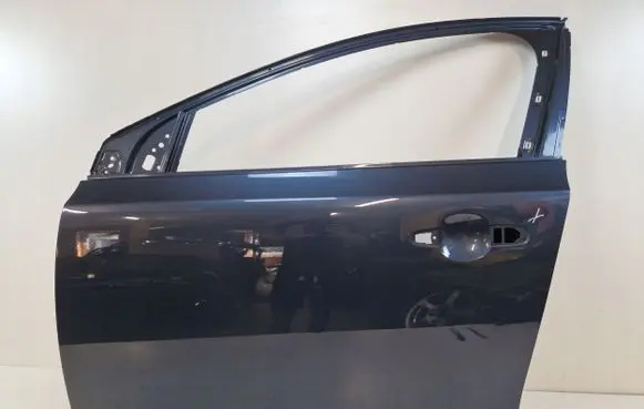 Volvo V40 Front door