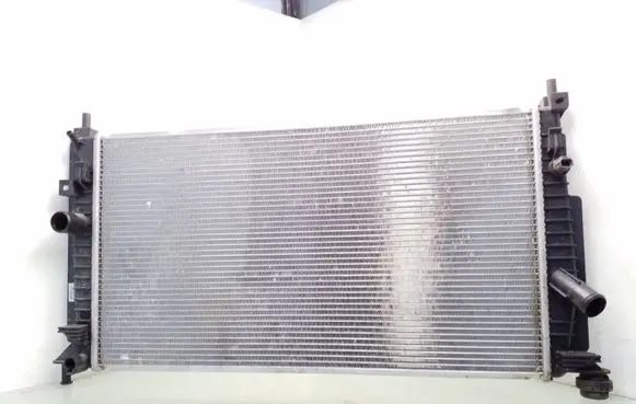 Mazda 3 II Coolant radiator