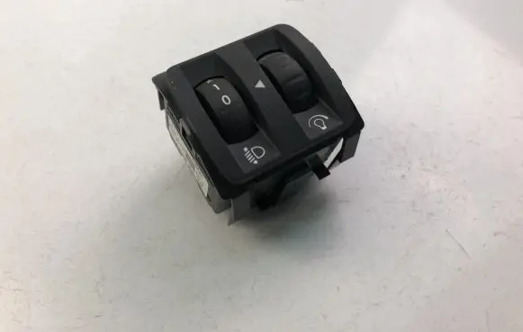Renault Captur Light switch 251900567R