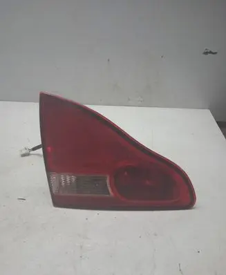 Toyota Avensis T250 Tailgate rear/tail lights 7654
