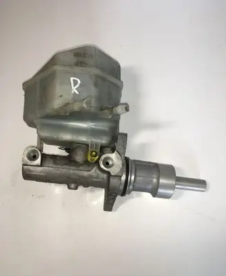 Mercedes-Benz Sprinter W901 W902 W903 W904 Master brake cylinder A0004317601