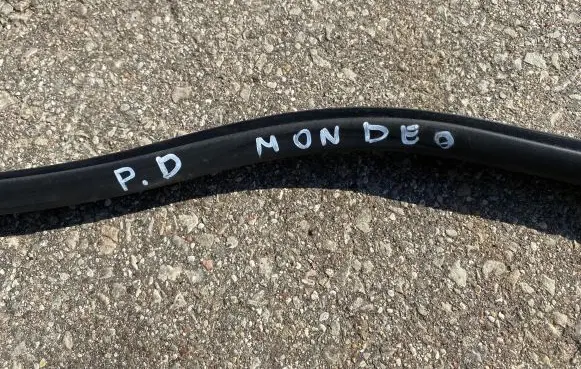 Ford Mondeo MK IV Rubber seal front coupe door 