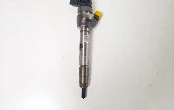 BMW 5 F10 F11 Fuel injector 8514148