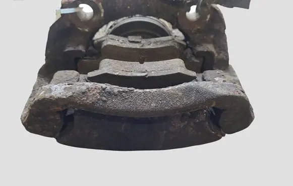Renault Megane I Front brake caliper