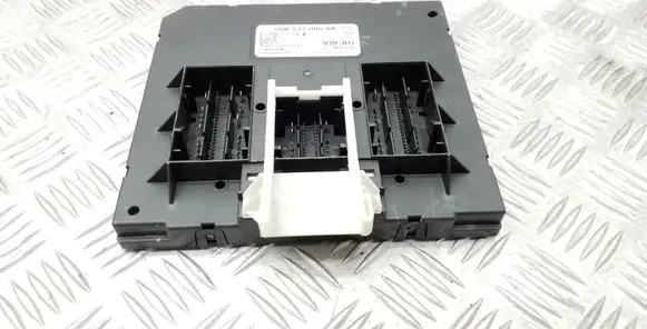 Volkswagen PASSAT B8 Comfort/convenience module 5Q0937086AK