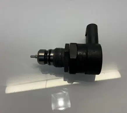 Mercedes-Benz E W211 Fuel pressure sensor A6110780449 12546237 0281002494