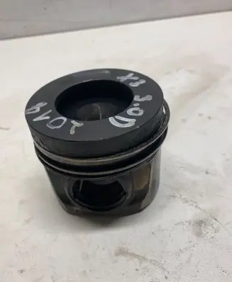 BMW X3 G01 Piston 062