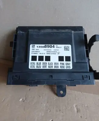 Chevrolet Volt II Air suspension control unit module (rear) 13508904