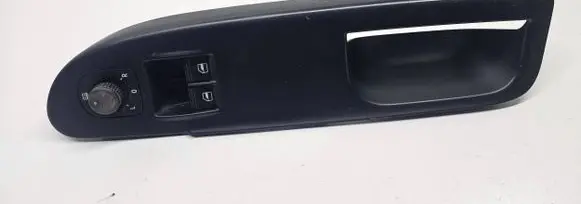 Volkswagen PASSAT B6 Front door window switch trim 3C1867171C
