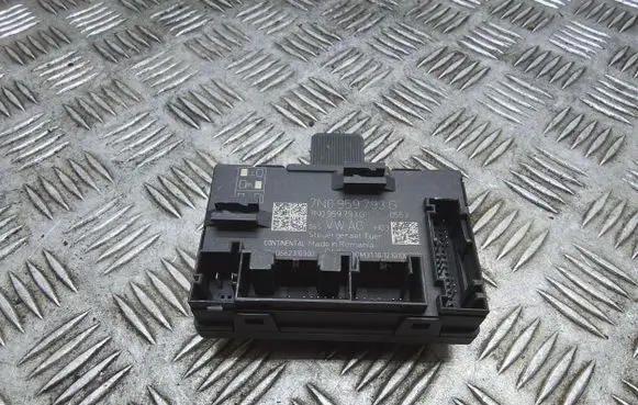 Skoda Yeti (5L) Door control unit/module 7N0959793G