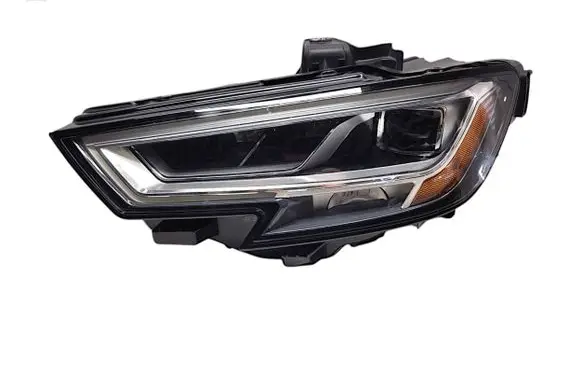 Audi A3 S3 8V Headlight/headlamp 8V0941773E 8V0941033E 90104566