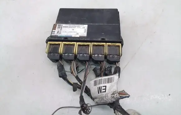 Ford Mondeo Mk III Comfort/convenience module 5WK48743