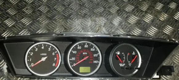 Nissan Primera Speedometer (instrument cluster) AV715 2640776