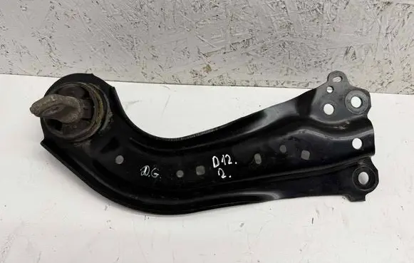 Toyota RAV 4 (XA50) Rear control arm