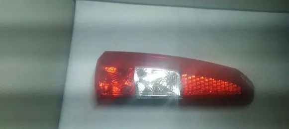 Volvo V70 Rear/tail lights 160985L