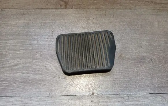 Volvo S60 Brake pedal 3516078