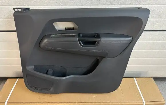 Volkswagen Amarok Front door card panel trim 2H0868008