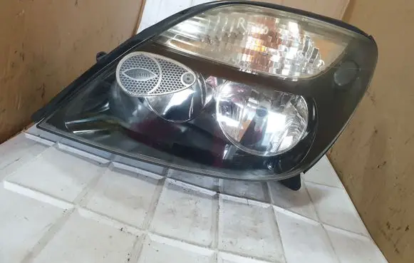 Renault Scenic I Headlight/headlamp 7700432096 7701047606
