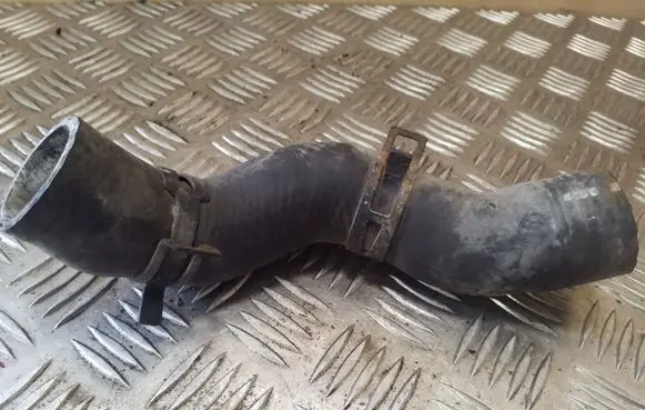Toyota RAV 4 (XA20) Engine coolant pipe/hose