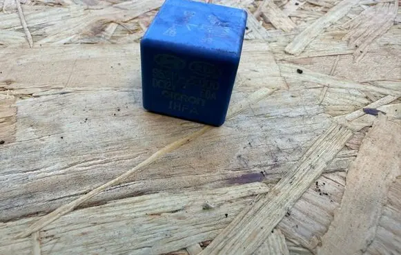 Hyundai i40 Other relay 952102E000