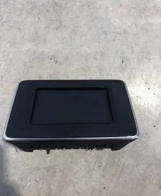 Mercedes-Benz A W176 Screen/display/small screen A2469016002