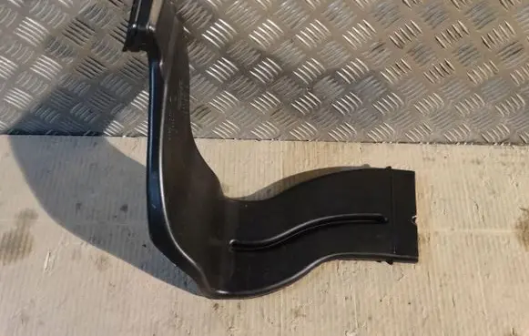 Mercedes-Benz S W223 Intercooler air guide/duct channel A2238311400