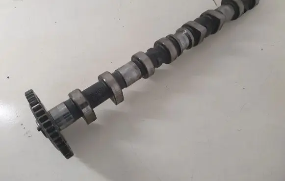 Mercedes-Benz Sprinter W906 Camshaft R6110510001