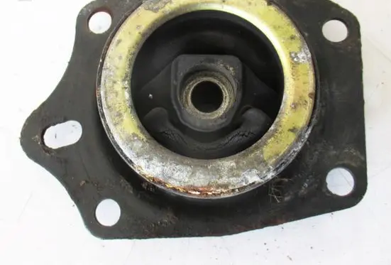 Chrysler PT Cruiser Gearbox mount