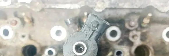 Ford Focus Fuel injector 0445110489 cv60-9f59e-aa