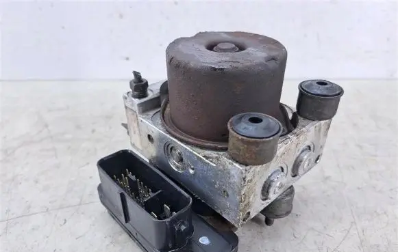 Mazda 323 ABS Pump MD5-2WD-0B17B-2