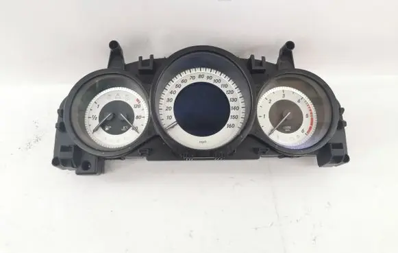 Mercedes-Benz C W204 Speedometer (instrument cluster) A2049005813 A2049018002