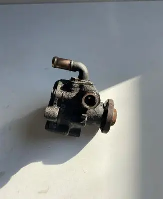 Volkswagen Golf IV Power steering pump