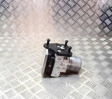 Mercedes-Benz E W213 ABS Pump A2134316900 A005N952