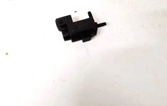 BMW 5 E39 Turbo solenoid valve 1742712 7.22341.00