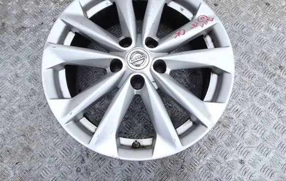 Nissan Qashqai R17 alloy rim 403004EA1D